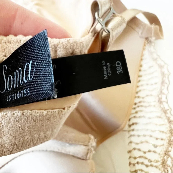 Soma Illusion‎ Bra Mesh Panel Size 38D Sequins Peekaboo Layer Lowcut Cleavage - Picture 4 of 5